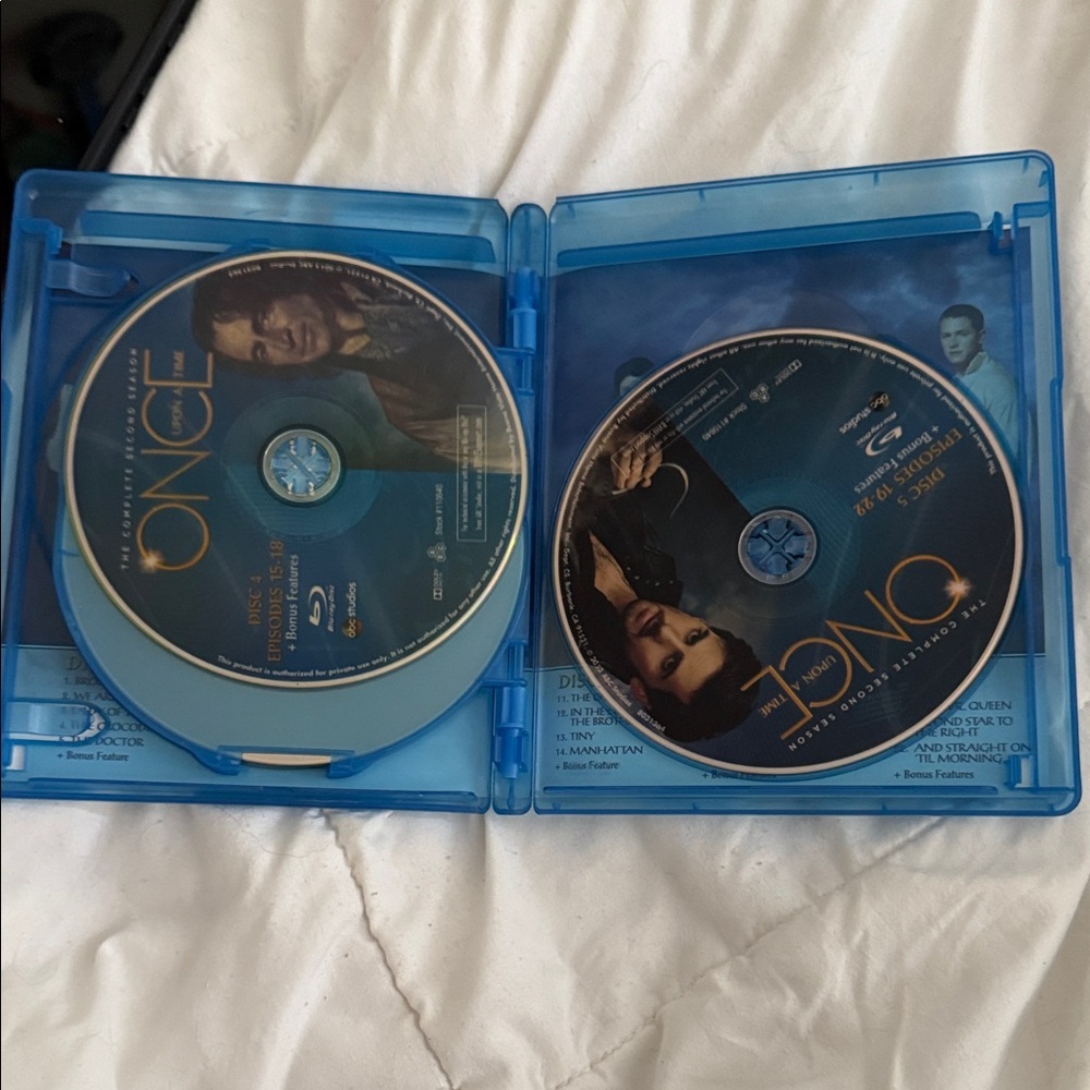 Once Upon a Time Season 2 Blu-ray - Picture 5 of 5